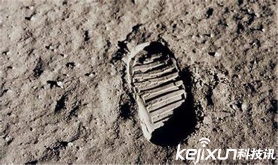 月球背面到底有什么?人类被骗30年