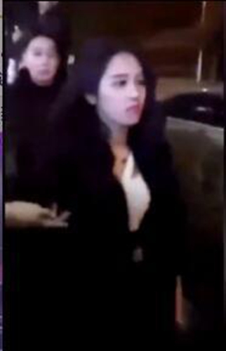 实拍美貌小三当街被暴打