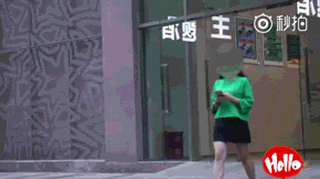 嫂子，你身上纹的是关公？